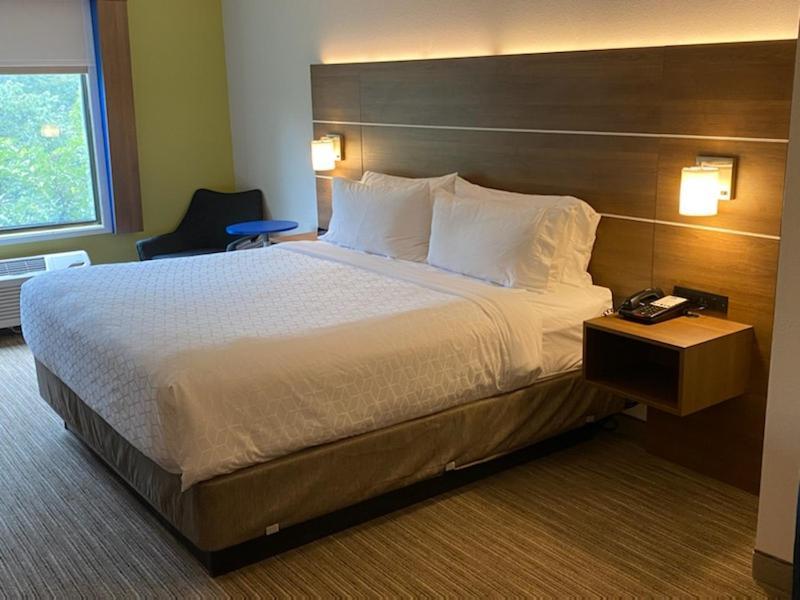 Holiday Inn Express & Suites Reidsville By Ihg Exterior foto
